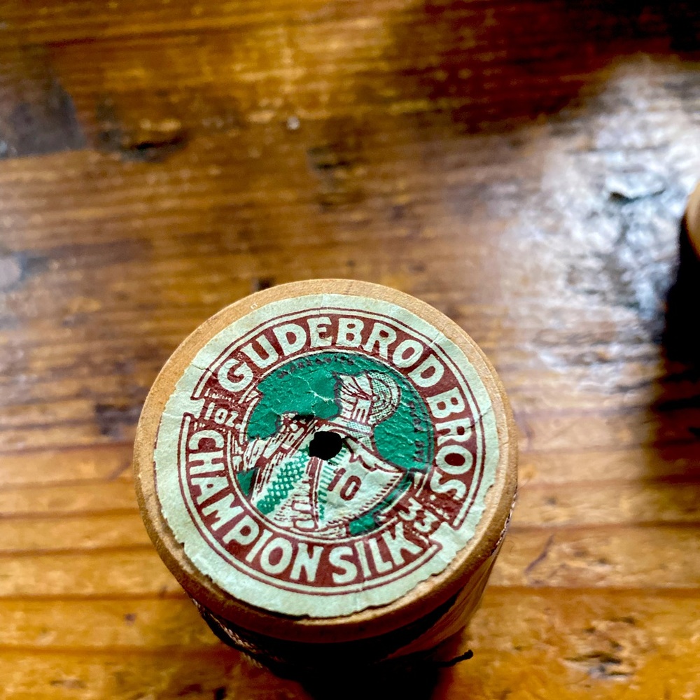 vintage spool 1920’s Gudebrod Brothers pure dye Silk thread, 10 ply button hole